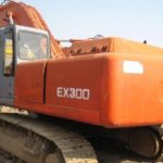 Hitachi EX300 EX300LC Hydraulic Excavator operator’s manual (Serial No. 2386 and up)