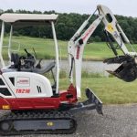 Takeuchi TB216 Mini Excavator Operator manual (Serial No. 216000002 and up; Serial No. 216100002 and up)